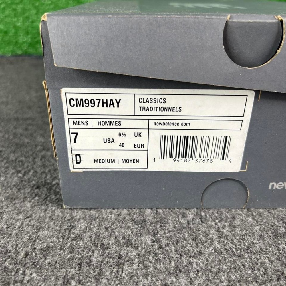 New Balance 997H (Size 7) Like New In Box - Picture 8 of 8